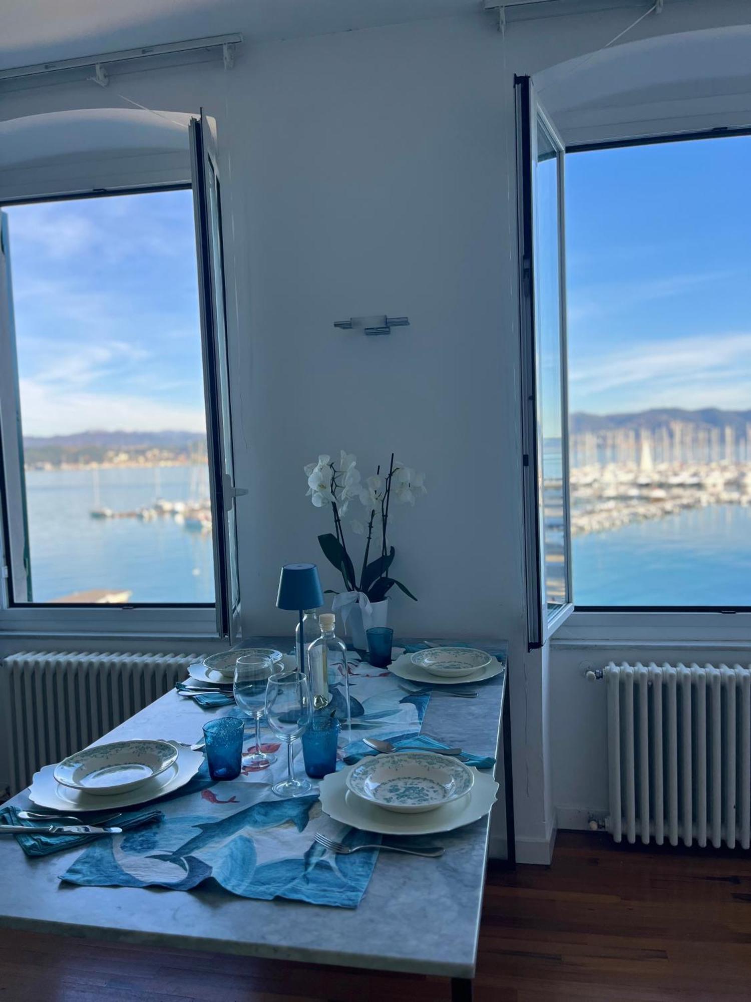 About Italy Holiday Rooms And Apartments Портовенере Экстерьер фото