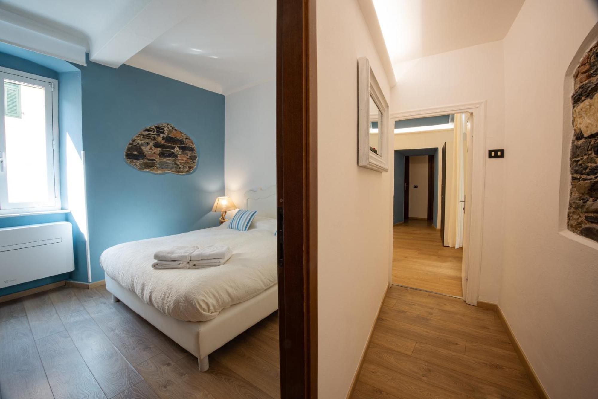 About Italy Holiday Rooms And Apartments Портовенере Экстерьер фото